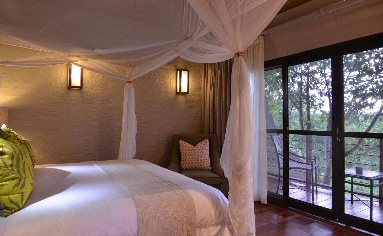 Victoria Falls Safari Suites Kamer foto